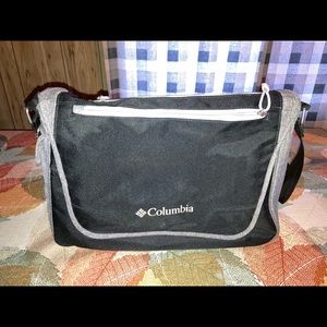 Columbia Departure Point Messenger Diaper Bag